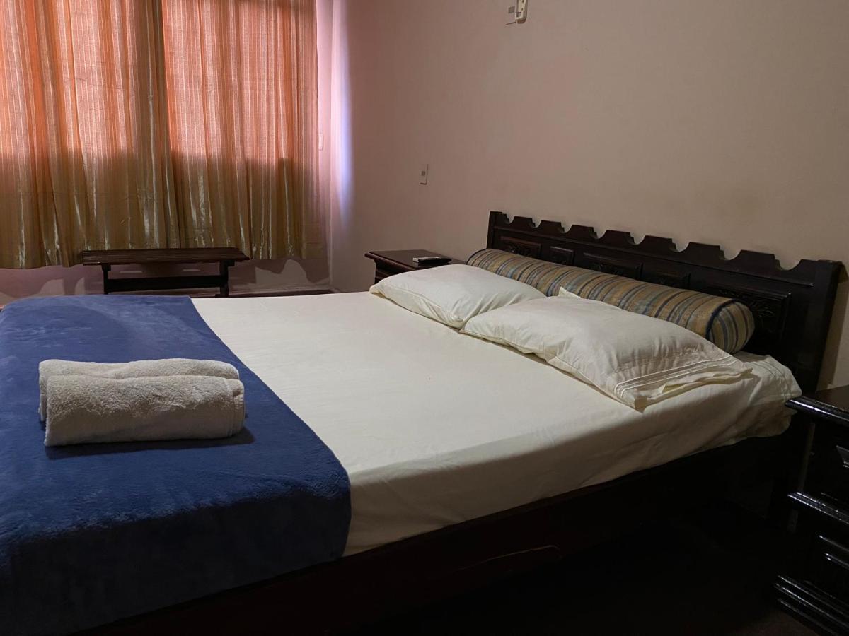 Turis Hotel Ciudad del Este Bagian luar foto