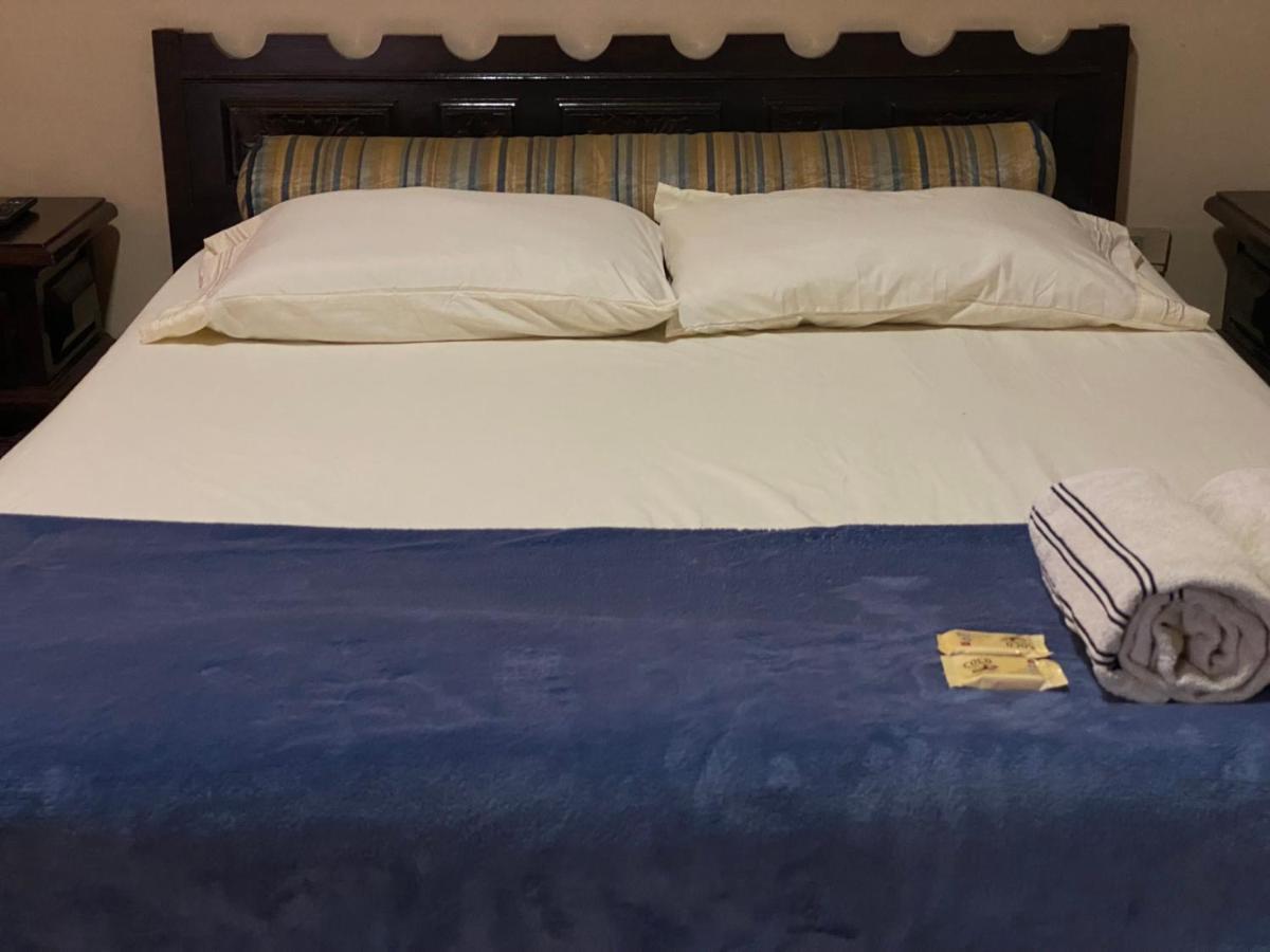 Turis Hotel Ciudad del Este Bagian luar foto